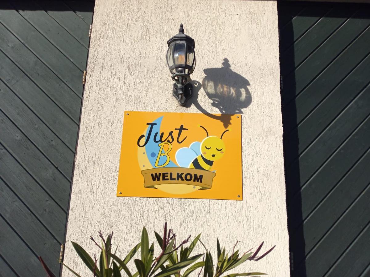 Justb Hotel Riemst Exterior photo